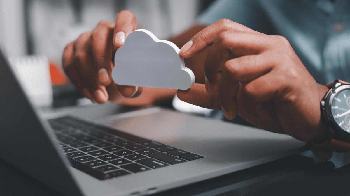Tavant’s AI-powered Salesforce® Solutions
